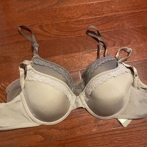 Ellen Tracy Lace Accent Bra in Cream